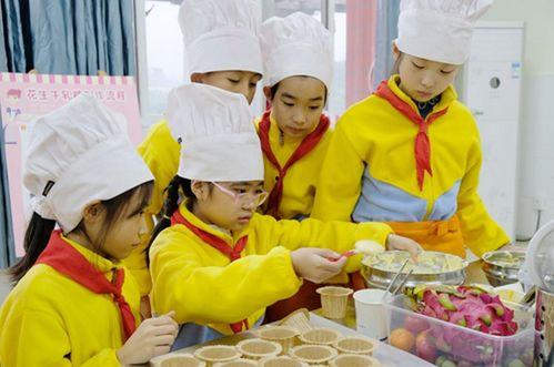 重庆小学爆料案件最新情况,真相逐步浮出水面 第1张 重庆小学爆料案件最新情况,真相逐步浮出水面 第1张