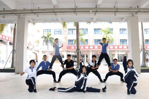 深圳中学最新爆料,揭秘校园新动态与未来规划 第3张 深圳中学最新爆料,揭秘校园新动态与未来规划 第3张